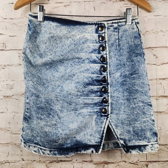 Retrofete Willa Skirt in Light Blue Acid Size Small - Picture 3 of 9